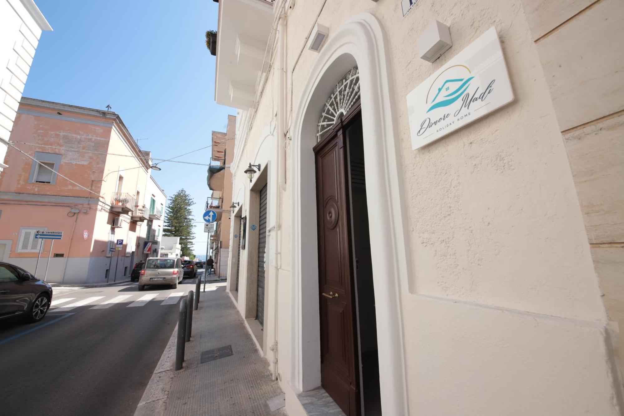Dimore Madi Con Terrazza Monopoli Exterior photo