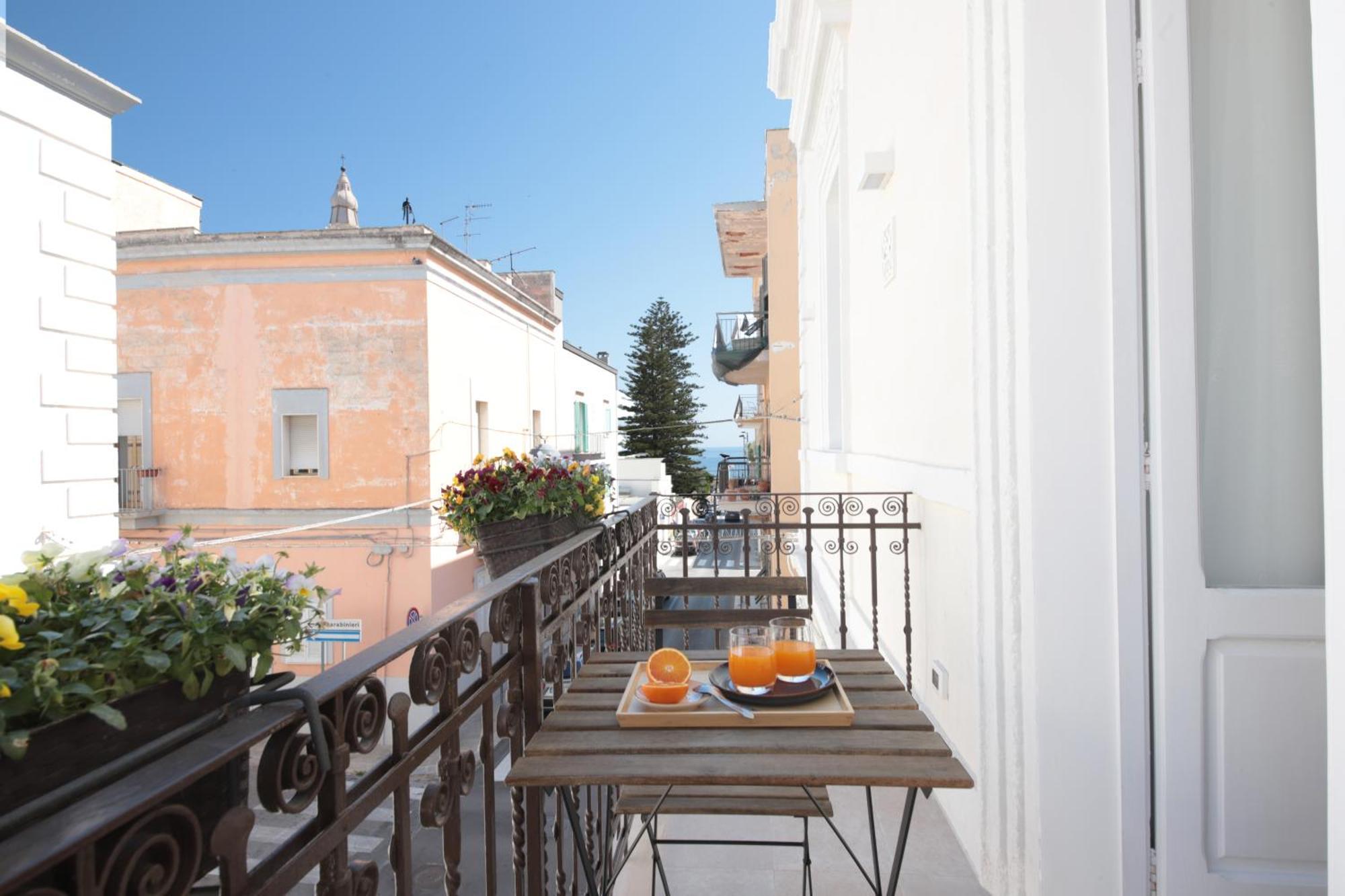 Dimore Madi Con Terrazza Monopoli Exterior photo